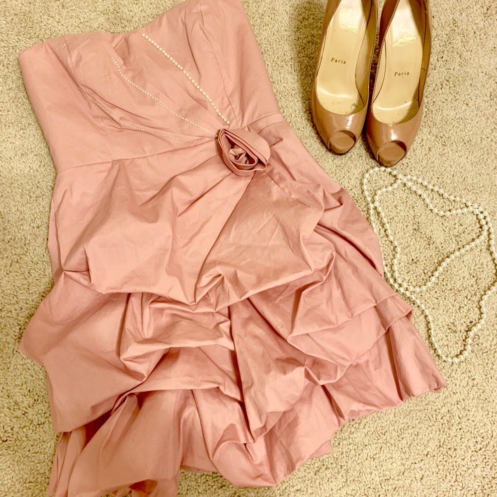 Pink strapless dress with rose and pearl details
